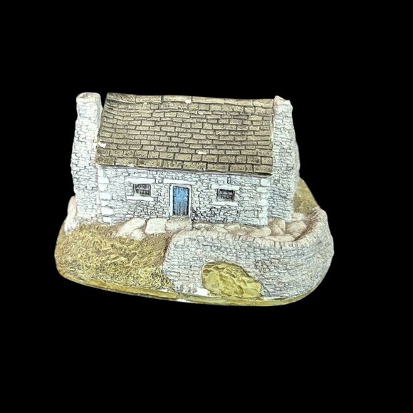 The Croft By Lilliput Lane Miniature Masterpiece Handmade In Cumbria UK - Picture 1 of 9